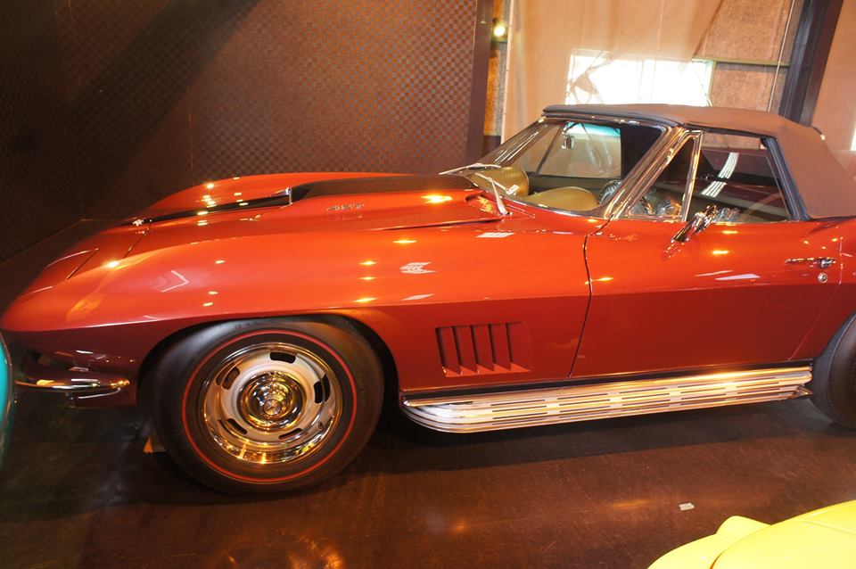 名古屋本社ショールームにて|ビンゴスポーツ/希少車、 絶版車、高級車