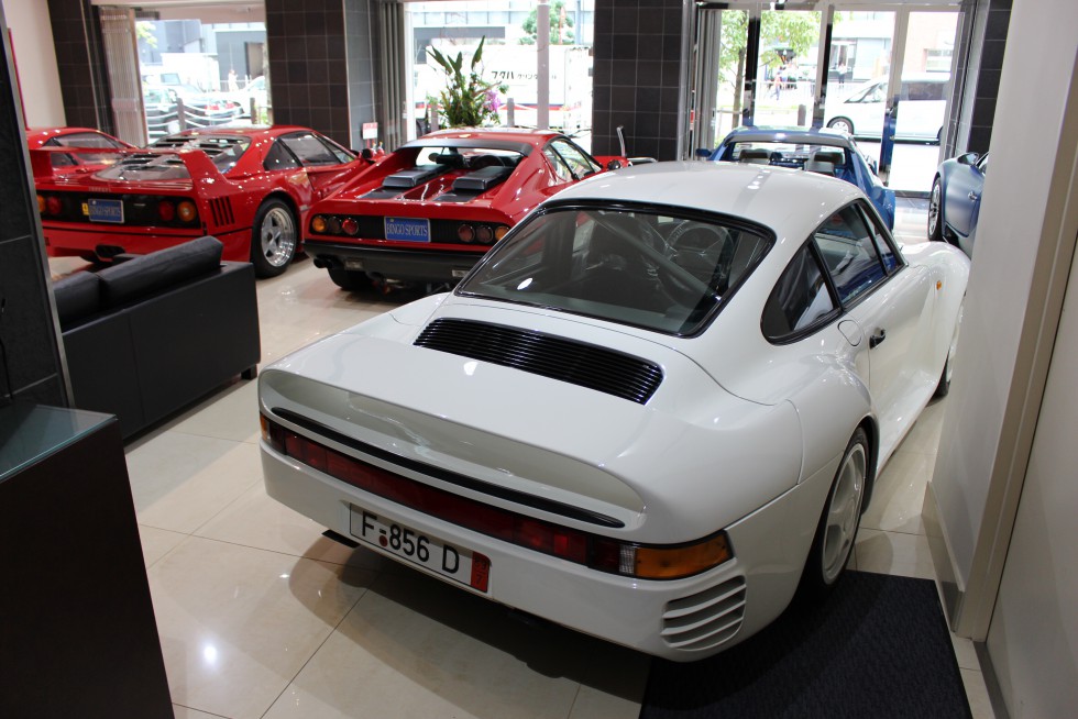 旅立つ、誉れ高きポルシェ959・レーシング|ビンゴスポーツ/希少車