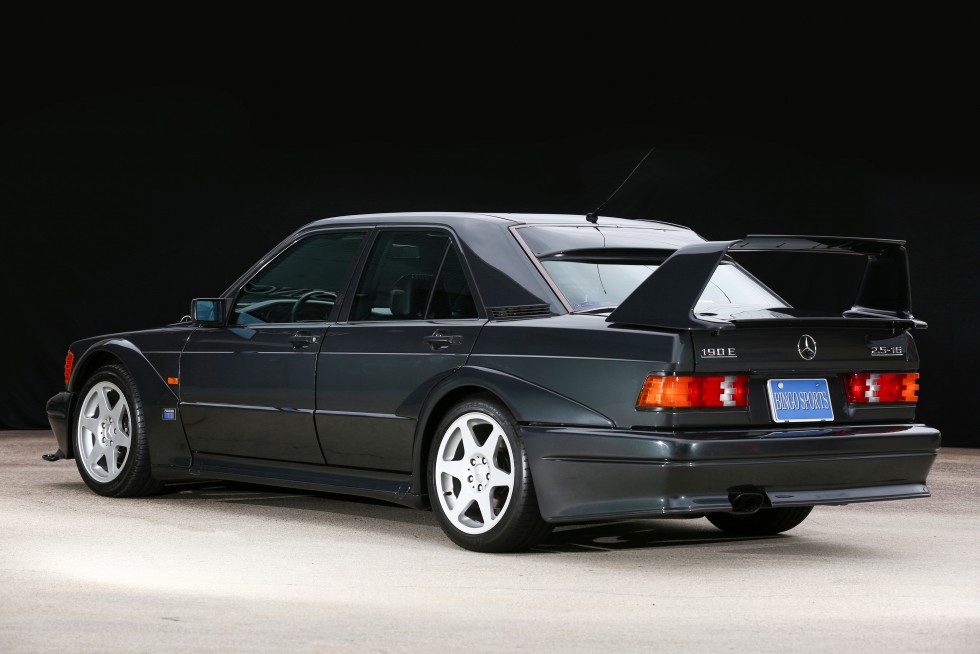 DTMを席巻したメルセデスの金字塔|ビンゴスポーツ/希少車、 絶版